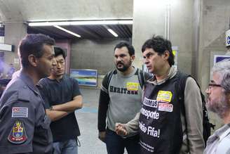 PM entrou em confronto com grevistas na manhã desta sexta na estação Ana Rosa do Metrô
