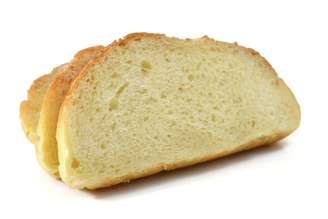 Pesquisa mostrou que tanto o pão branco como o arroz, mesmo que não integrais, são benéficos à saúde