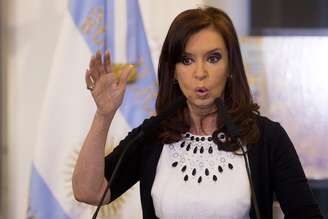 A presidente da Argentina, Cristina Kirchner não deixou claro, nesta segunda-feira, se a Argentina pagará aos fundos credores da dívida do país, como determinou a Justiça americana