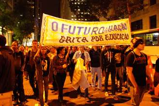Manifestação no Rio contra a Copa teve pelo menos seis pessoas presas nesta sexta-feira, dia 20