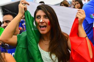 <p>Tetracampeões, italianos não querem dar adeus à Copa</p>