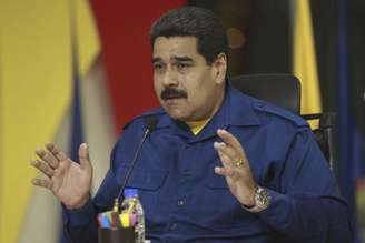 <p>Nicolás Maduro achou desproporcional o castigo aplicado a Luis Suárez</p>