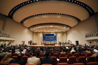 <p>Sessão do Parlamento que seria crucial para a formação do novo governo do Iraque foi adiada para 12 de agosto</p>
