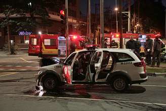 O acidente ocorreu no final da madrugada, na avenida Brigadeiro Faria Lima