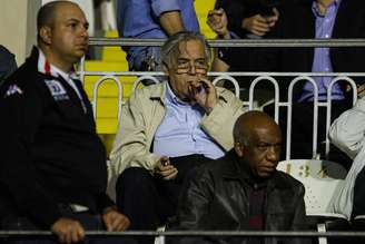 <p>Eurico Miranda acompanhou o jogo desta quarta-feira das arquibancadas de São Januário</p>