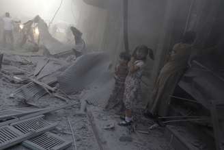 <p>Atentados na Síria fizeram 38 mortos nesta quinta-feira; mortos já passam de 100 mil desde 2011</p>