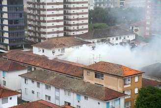 <p>Avião que transportava Eduardo Campos caiu em Santos, na tarde desta quarta-feira</p>