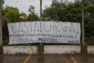 Irregularidade do Corinthians no Brasileiro motivou protesto da torcida