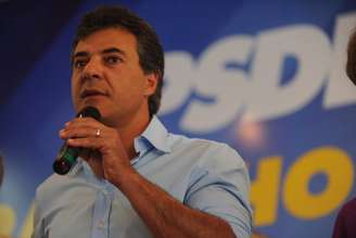 <p>Beto Richa, atual governador, deve ser reeleito no 1º turno, de acordo com pesquisa boca de urna que aponta 55% das intenções de voto para o candidato do PSDB</p>