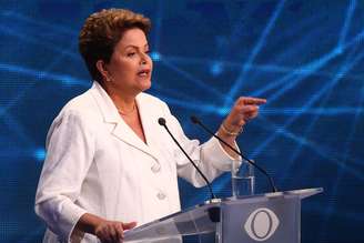 <p>No debate da Band, Dilma citou relatórios do site do TCE mineiro</p>