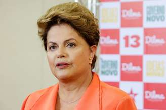 <p>O comportamento não foi comigo apenas. Da mesma coisa que ele acusou a candidata Luciana Genro (Psol), disse Dilma</p>