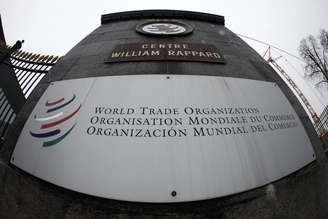 Logo da Organização Mundial do Comércio (OMC) na sede da entidade, em Genebra. 09/04/2013