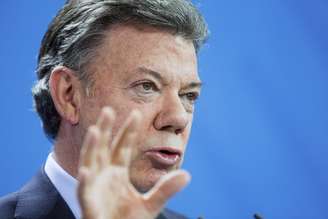 O presidente da Colômbia anunciou a suspensão de negociação com as Farc nesta segunda-feira