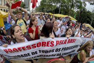 <p>Manifestação de professores no centro de São Paulo, em dezembro de 2014</p>