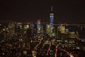 <p>Imagem do centro de Manhattan, fotografada desde o edifício do Empire State em Nova York</p>