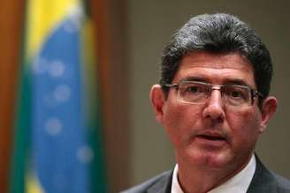 <p>O ministro da Fazenda, Joaquim Levy, disse que reajuste da tabela do IR não impedirá o cumprimento da meta fiscal</p>