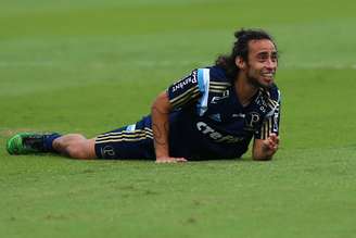 <p>Valdivia quase n&atilde;o jogou em 2015</p>