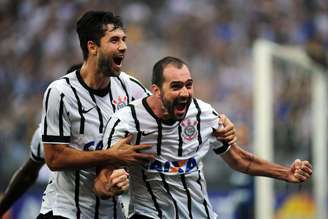 No clube desde 2010, Danilo diz que é a 1ª vez que Corinthians deve para jogadores