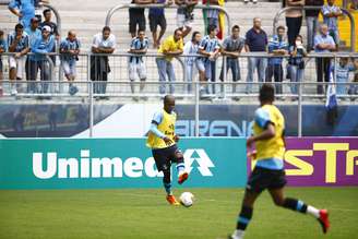 Grêmio treinou com presença da torcida na Arena