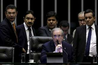 Presidente da Câmara dos Deputados, Eduardo Cunha (ao centro) durante sessão no plenário da Casa, em Brasília. 05/05/2015