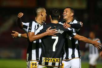 Botafogo está sobrando na Série B