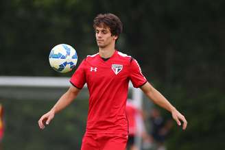 Rodrigo Caio está perto de acertar com Atlético de Madrid