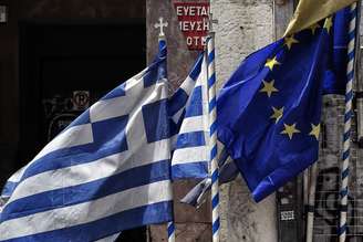 Grécia enfrenta grave crise financeira