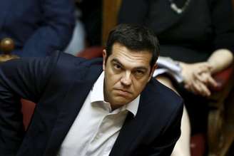 Primeiro-ministro grego, Alexis Tsipras, durante sessão parlamentar, em Atenas
