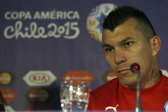 Medel não é do tipo que "c..." de medo