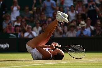 Jankovic consegue virada improvável em Wimbledon e comemora muito
