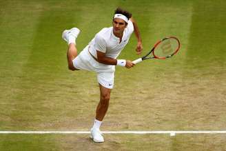 Federer dominou a partida contra Gilles Simon e avançou à semifinal