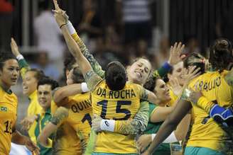 Brasil comemora a vitória na final em Toronto