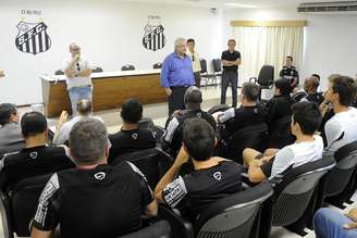 Santos diz já ter solucionado problema junto à CBF e ao Sindicato dos Atletas
