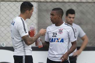 Para Tite, os jovens Luciano e Malcom já estão “cascudos” para jogos como o da Vila Belmiro desta quarta-feira, pela Copa do Brasil
