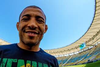 Brasileiro chama irlandês de apenas 'bom lutador' e confia que irá recuperar o cinturão