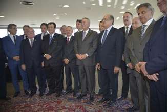 O presidente do Tribunal Superior Eleitoral, Gilmar Mendes, durante reunião com parlamentares no TSE ()