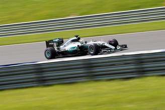 O britânico Lewis Hamilton, da Mercedes