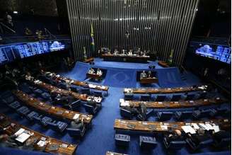 Brasília - Os senadores decidem hoje, por meio de votação nominal e com uso do painel eletrônico, se Dilma Rousseff mantém o mandato como presidente do país 