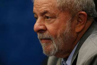 Lula passa a ser réu em cinco ações penais.