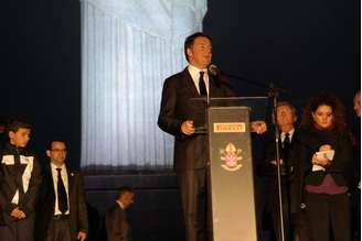 O primeiro-ministro italiano, Matteo Renzi, disse que poderia renunciar ao cargo, caso o “não” vença na consulta do próximo domingoís 