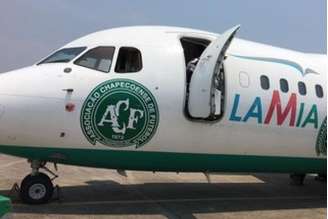 Avião da empresa boliviana Lamia, fretado pela Chapecoense para transportar sua equipe. Setenta e uma pessoas morreram no acidente na Colômbia              
