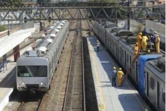 As ações incluem furtos de cabos, roubos de tomadas, danos contra portas, arremesso de pedras contra os para-brisas, destruição da sinalização das estações e até quebra de câmeras de segurança 