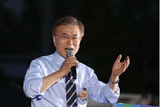 O candidato liberal do Partido Democrático Moon Jae-In venceu as eleições presidenciais na Coreia do Sul, conforme indicam pesquisas de boca de urna