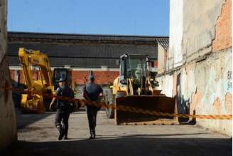  Prefeitura começa a demolição de prédios na região próxima à praça Julio Prestes, conhecida como Cracolândia 