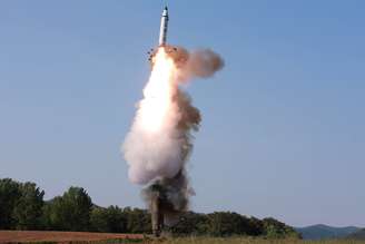 Coreia do Norte diz que pode testar míssil intercontinental a qualquer momento