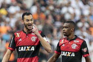 "Não estou acusando nada. Estou apenas constatando fatos", disse o presidente do Botafogo sobre os recentes erros de arbitragem que foram favoráveis ao Flamengo