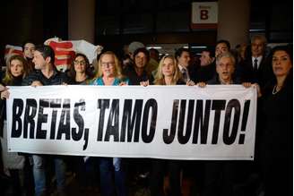 Artistas, juízes federais, políticos e procuradores da força tarefa da Operação Lava-Jato participam de ato em apoio ao juiz Marcelo Bretas
