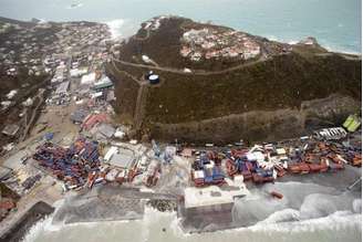 Passagem do furacão Irma pela província holandesa de Philipsburg, na ilha de San Martín 