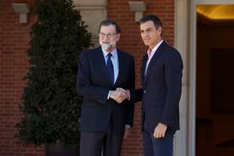 O primeiro-ministro da Espanha, Mariano Rajoy, e o líder da oposição, Pedro Sánchez