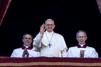Papa Francisco ministra a bênção "Urbi et Orbi"